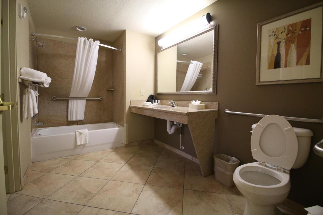 Seffner Inn And Suites Εξωτερικό φωτογραφία