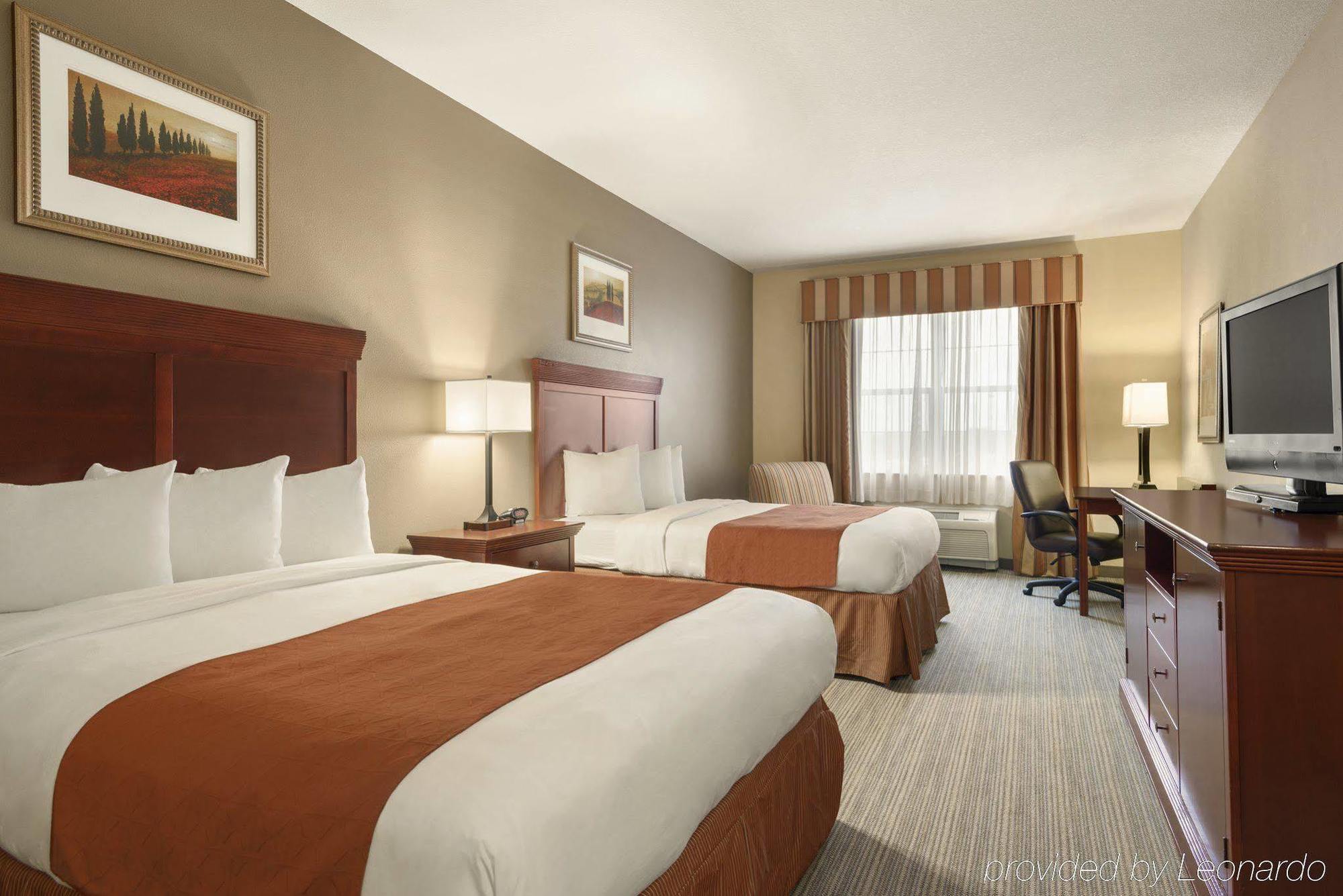 Seffner Inn And Suites Εξωτερικό φωτογραφία