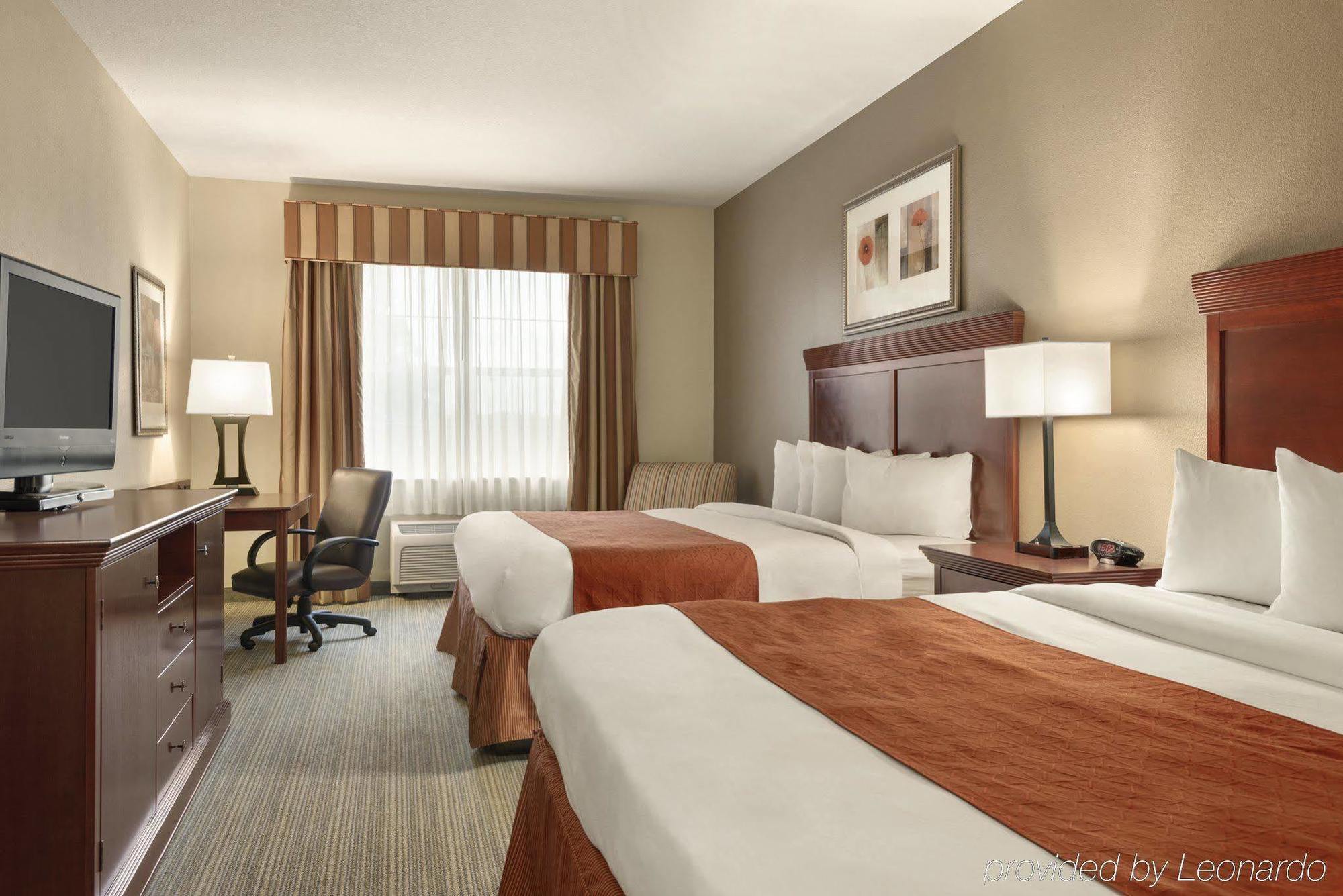 Seffner Inn And Suites Εξωτερικό φωτογραφία