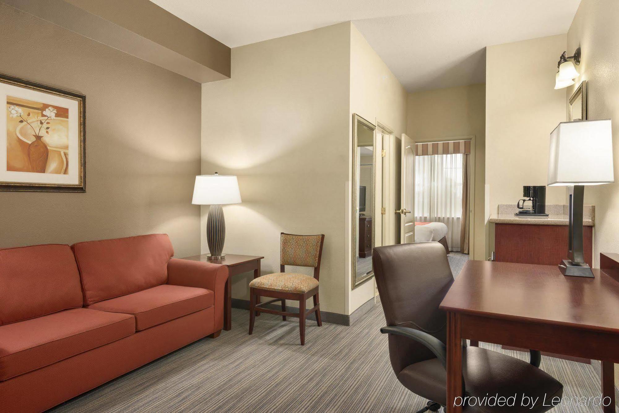 Seffner Inn And Suites Εξωτερικό φωτογραφία